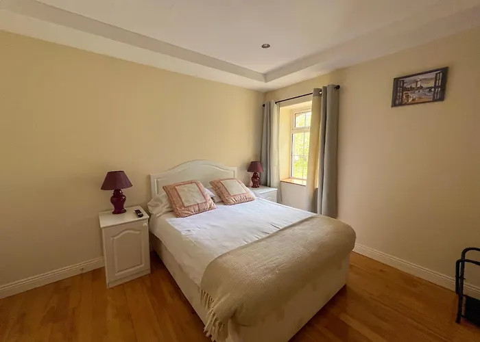 Woodville Lodge Guesthouse