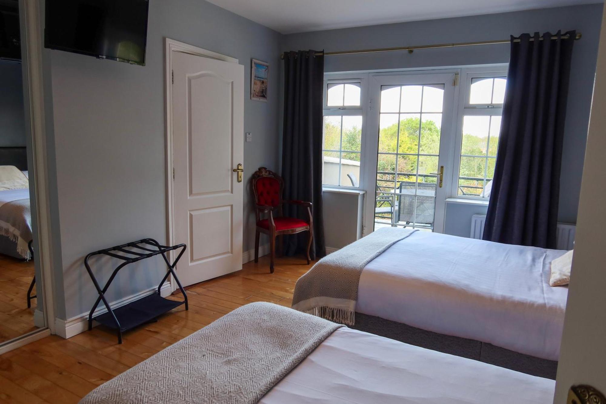 Woodville 4* Fossa